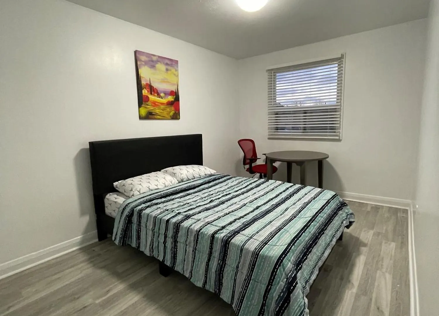 Δωμάτια σε οικογενειακή κατοικία Toronto Midtown Room With Queen Bed Καναδάς